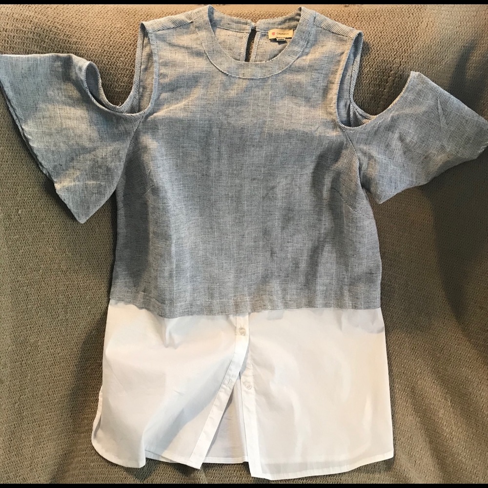 Cremieux Flutter Sleeve Cold Shoulder Layered Look